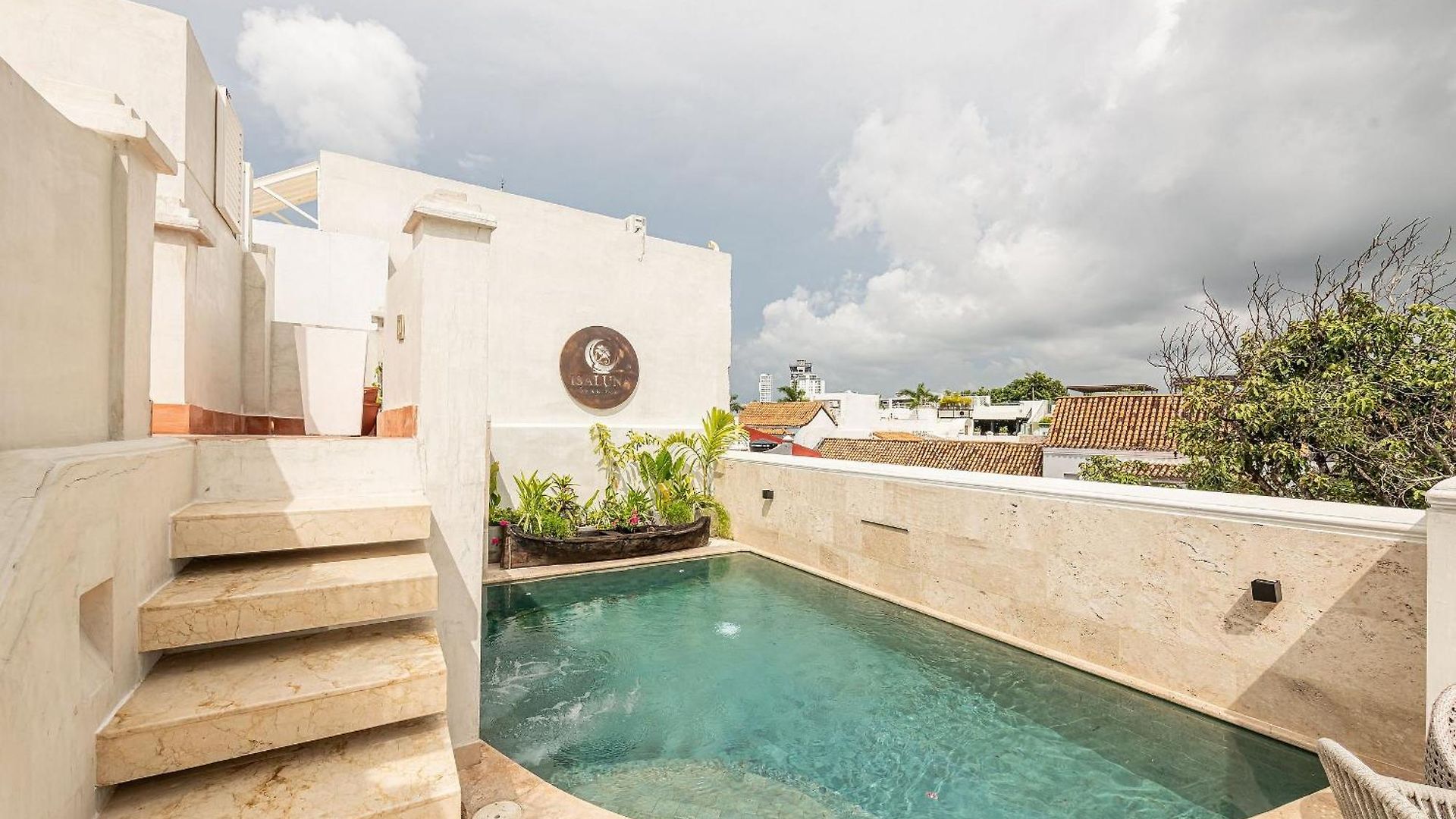 Casa Isaluna: Oasis Privado De Lujo