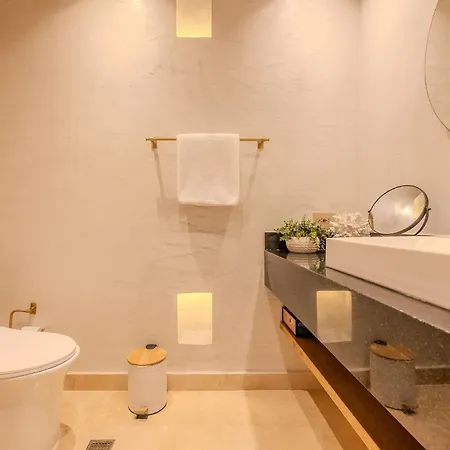 Casa Isaluna: Oasis Privado De Lujo