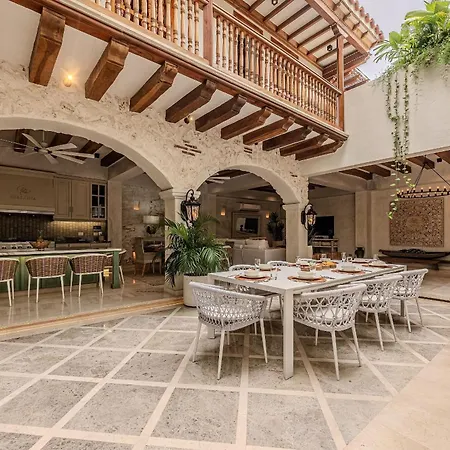 Casa Isaluna: Oasis Privado De Lujo * Cartagena
